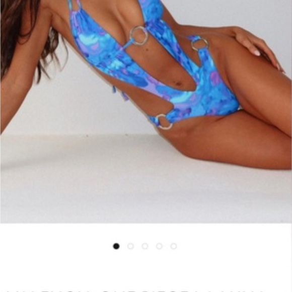 Elegant Blue Women's One Piece Swimsuit - Picture 1 of 4